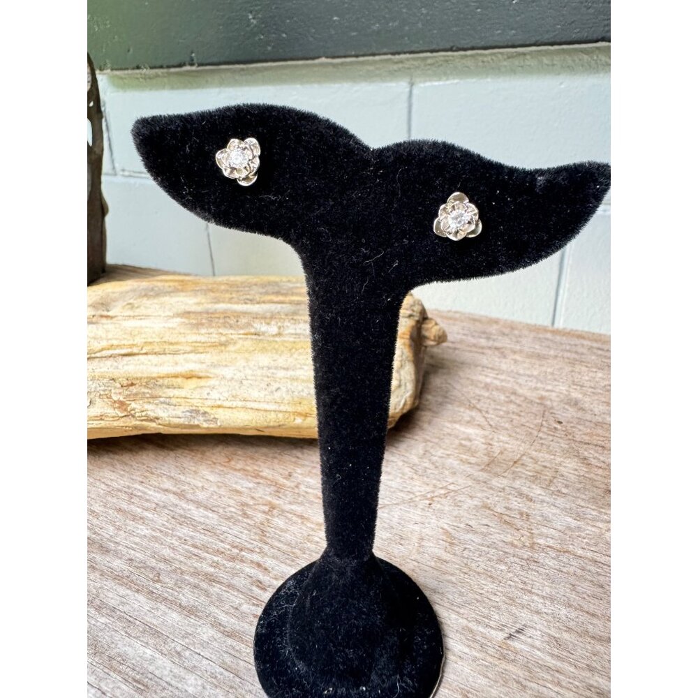 Vintage Sterling Silver And Crystal Stud Earrings - Picture 6 of 6